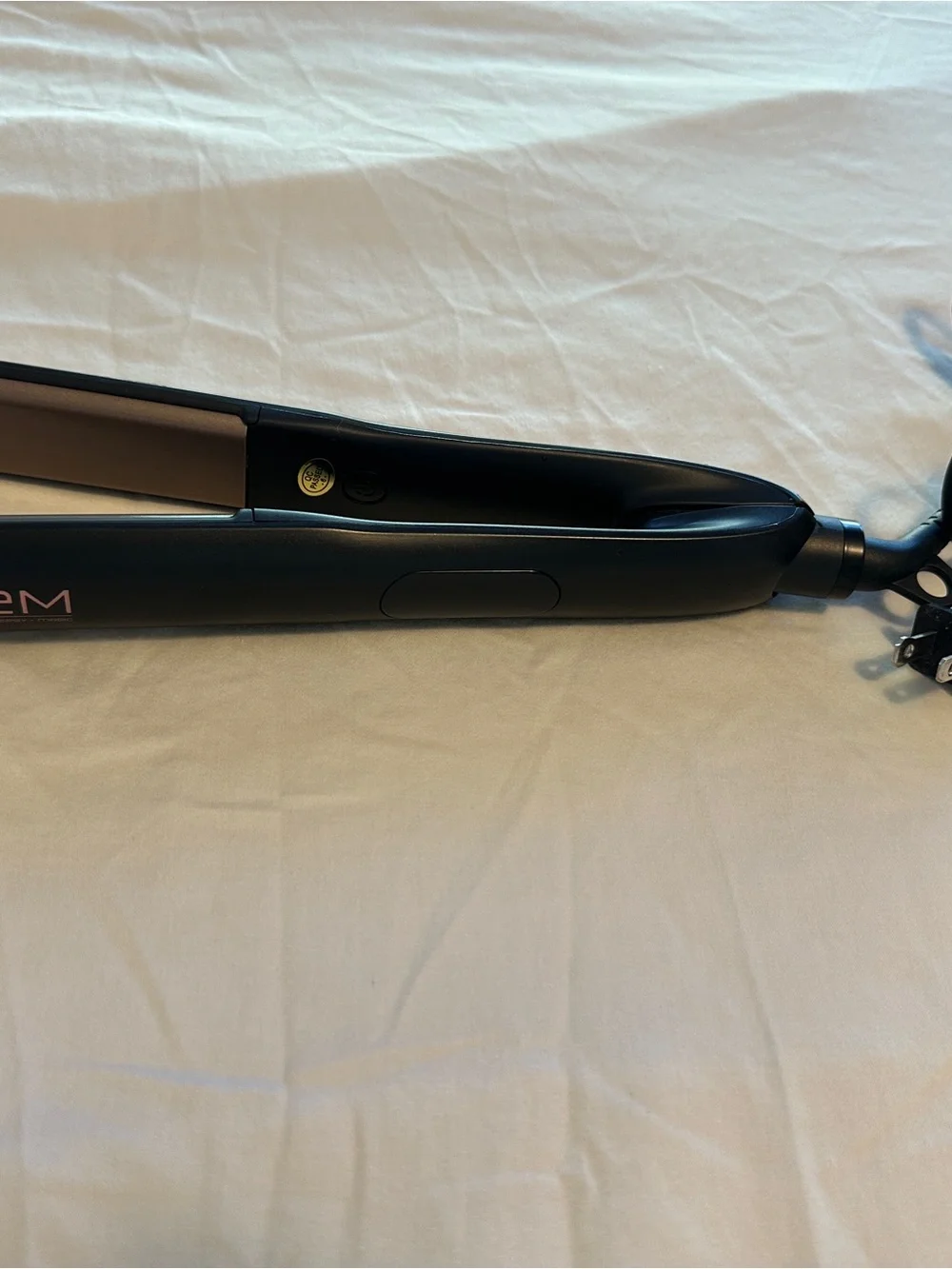 GEM Glamour Energy Magic Hair Straightener – Like New ✨